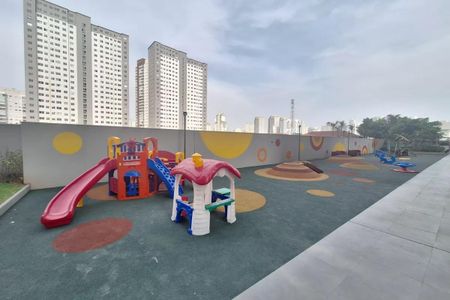 Apartamento para alugar com 53m², 2 quartos e 1 vaga Apartamento para alugar com 53m², 2 quartos e 1 vagaÁrea comum - Playground