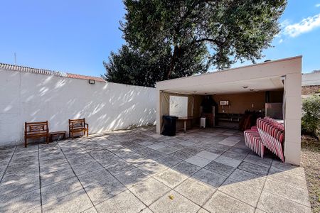 Apartamento para alugar com 64m², 2 quartos e 1 vagaÁrea comum - Churrasqueira