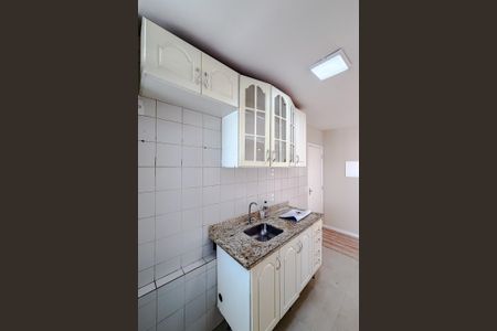 Apartamento para alugar com 64m², 2 quartos e 1 vagaCozinha