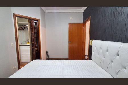 Casa para alugar com 250m², 3 quartos e 3 vagas
