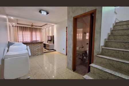 Casa para alugar com 3 quartos, 250m² em Oswaldo Cruz, São Caetano do Sul
