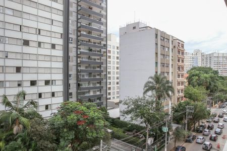 Studio para alugar com 36m², 1 quarto e sem vaga Studio para alugar com 36m², 1 quarto e sem vagaVista da Sacada
