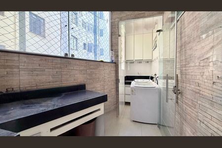 Apartamento à venda com 94m², 3 quartos e sem vaga