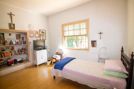 Casa à venda com 427m², 3 quartos e 4 vagasQuarto 2