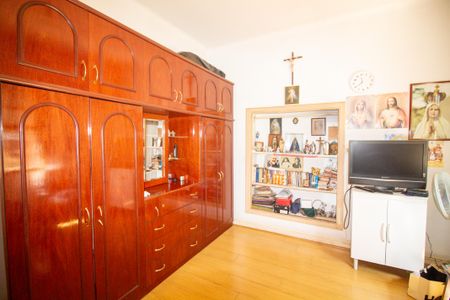 Casa à venda com 427m², 3 quartos e 4 vagasQuarto 2