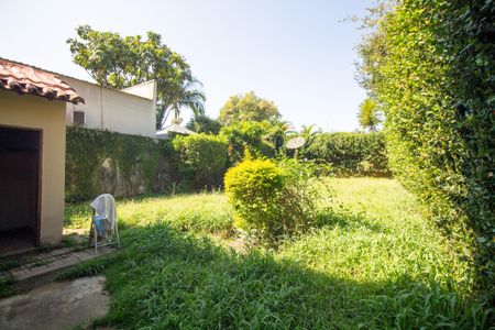 Casa à venda com 427m², 3 quartos e 4 vagasÁrea de Serviço / Jardim