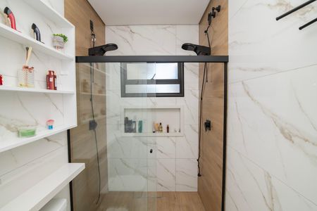 Casa de condomínio para alugar com 560m², 4 quartos e 5 vagas Casa de condomínio para alugar com 560m², 4 quartos e 5 vagasQuarto 4 Banheiro Suíte