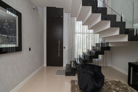 Casa de condomínio para alugar com 560m², 4 quartos e 5 vagas Casa de condomínio para alugar com 560m², 4 quartos e 5 vagasSala