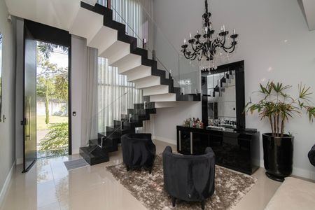 Casa de condomínio para alugar com 560m², 4 quartos e 5 vagas Casa de condomínio para alugar com 560m², 4 quartos e 5 vagasSala
