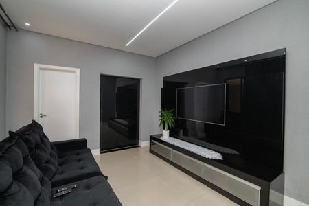 Casa de condomínio para alugar com 560m², 4 quartos e 5 vagas Casa de condomínio para alugar com 560m², 4 quartos e 5 vagasSala de Tv