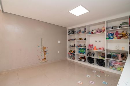 Casa de condomínio para alugar com 560m², 4 quartos e 5 vagas Casa de condomínio para alugar com 560m², 4 quartos e 5 vagasBrinquedoteca