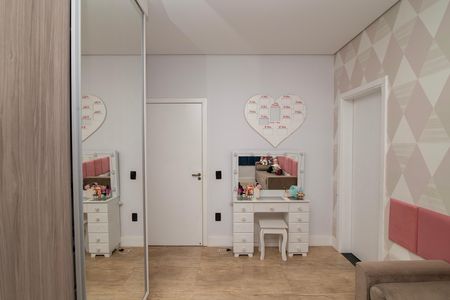 Casa de condomínio para alugar com 560m², 4 quartos e 5 vagas Casa de condomínio para alugar com 560m², 4 quartos e 5 vagasQuarto 1