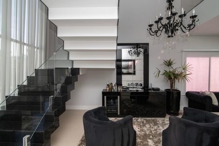 Casa de condomínio para alugar com 560m², 4 quartos e 5 vagas Casa de condomínio para alugar com 560m², 4 quartos e 5 vagasSala