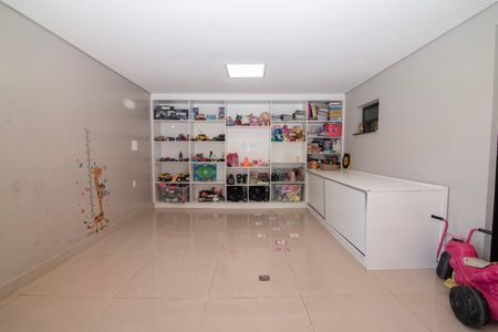 Casa de condomínio para alugar com 560m², 4 quartos e 5 vagas Casa de condomínio para alugar com 560m², 4 quartos e 5 vagasBrinquedoteca