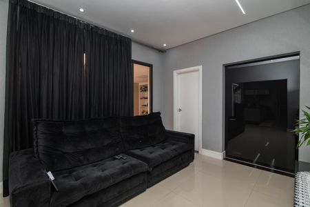 Casa de condomínio para alugar com 560m², 4 quartos e 5 vagas Casa de condomínio para alugar com 560m², 4 quartos e 5 vagasSala de Tv