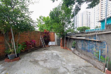 Casa para alugar com 350m², 5 quartos e 2 vagas