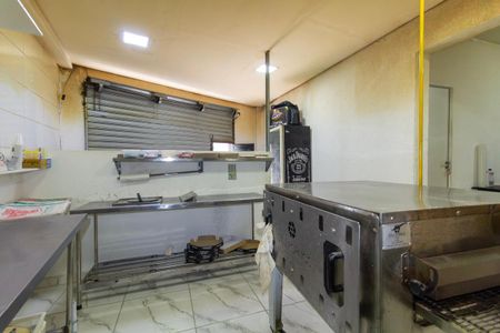 Casa para alugar com 350m², 5 quartos e 2 vagas
