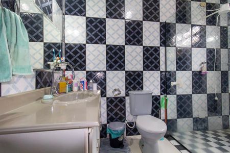 Casa para alugar com 350m², 5 quartos e 2 vagas