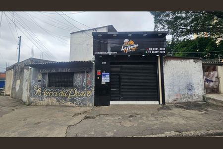 Casa para alugar com 350m², 5 quartos e 2 vagas
