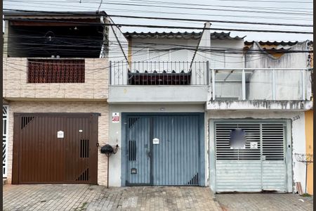 Casa à venda com 200m², 2 quartos e 1 vagaFachada 