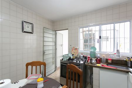 Casa à venda com 200m², 2 quartos e 1 vagaCozinha 