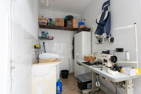 Casa à venda com 200m², 2 quartos e 1 vagaÁrea de Serviço 