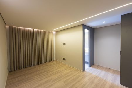 Casa de condomínio à venda com 650m², 4 quartos e 4 vagas Casa de condomínio à venda com 650m², 4 quartos e 4 vagasSuíte 4