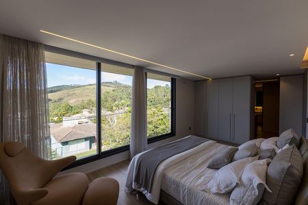 Casa de condomínio à venda com 650m², 4 quartos e 4 vagas Casa de condomínio à venda com 650m², 4 quartos e 4 vagasSuíte 1