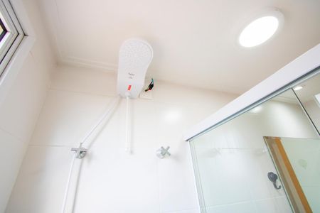Apartamento para alugar com 64m², 2 quartos e 2 vagas Apartamento para alugar com 64m², 2 quartos e 2 vagasBanheiro social