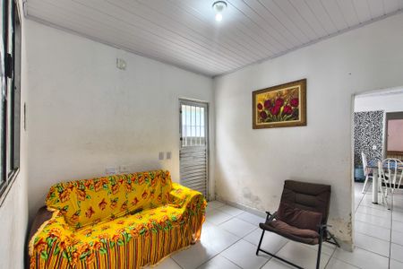 Sala de casa para alugar com 2 quartos, 100m² em Princesa, Praia Grande
