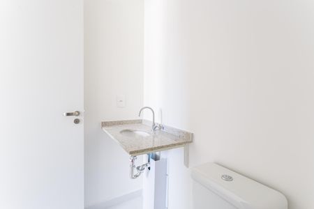 Apartamento para alugar com 35m², 1 quarto e sem vaga Apartamento para alugar com 35m², 1 quarto e sem vagaBanheiro