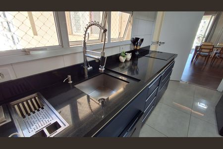 Apartamento à venda com 123m², 3 quartos e 2 vagasCozinha 
