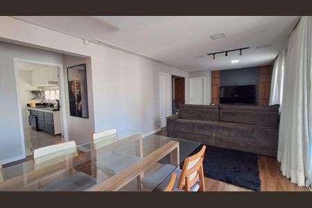 Apartamento à venda com 123m², 3 quartos e 2 vagasSala