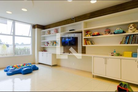 Apartamento à venda com 123m², 3 quartos e 2 vagasÁrea Comum 