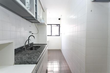 Apartamento à venda com 70m², 2 quartos e 1 vaga Apartamento à venda com 70m², 2 quartos e 1 vagaCozinha