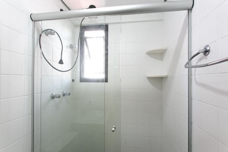 Apartamento à venda com 70m², 2 quartos e 1 vaga Apartamento à venda com 70m², 2 quartos e 1 vagaBanheiro Social