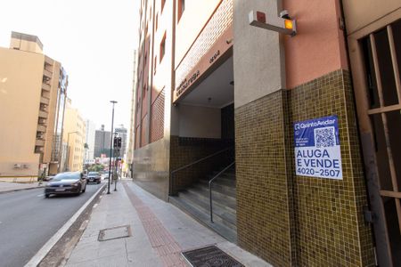 Apartamento à venda com 50m², 1 quarto e sem vaga Apartamento à venda com 50m², 1 quarto e sem vagaFachada