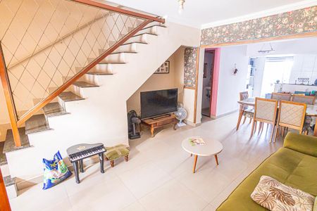 Casa para alugar com 86m², 2 quartos e 1 vagaSala
