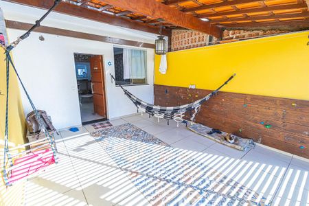 Casa para alugar com 86m², 2 quartos e 1 vagaVaranda / vaga de garagem