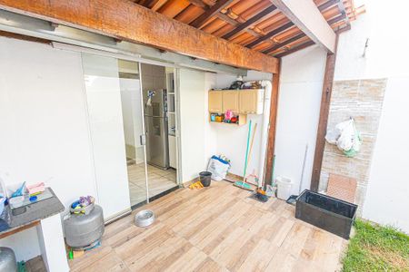 Casa para alugar com 86m², 2 quartos e 1 vagaArea de serviço