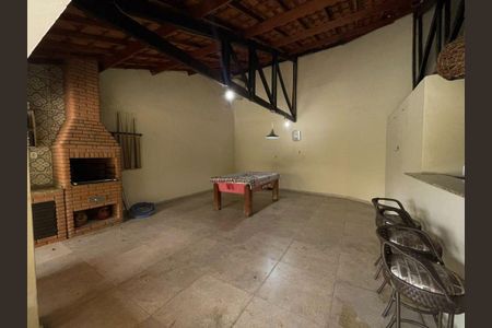 Casa à venda com 3 quartos, 477m² em Cambuci, São Paulo