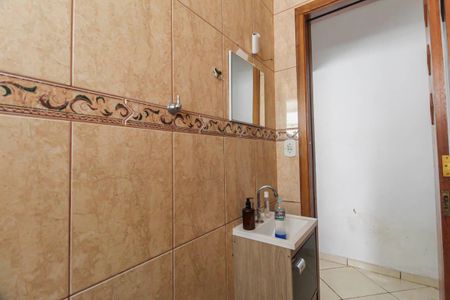 Casa à venda com 150m², 3 quartos e 2 vagasBanheiro 2