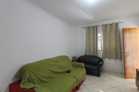 Casa à venda com 150m², 3 quartos e 2 vagasSala