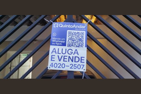 Casa à venda com 150m², 3 quartos e 2 vagasQRCODE: AHZP-431