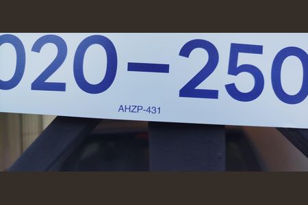 Casa à venda com 150m², 3 quartos e 2 vagasQRCODE: AHZP-431