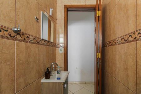 Casa à venda com 150m², 3 quartos e 2 vagasBanheiro 2
