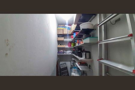 Casa para alugar com 60m², 2 quartos e 1 vagaDispensa