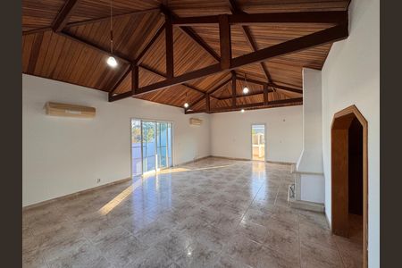 Casa de condomínio para alugar com 1030m², 5 quartos e 8 vagas Casa de condomínio para alugar com 1030m², 5 quartos e 8 vagasSalão