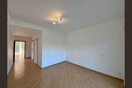 Casa de condomínio para alugar com 1030m², 5 quartos e 8 vagas Casa de condomínio para alugar com 1030m², 5 quartos e 8 vagasSuíte 4