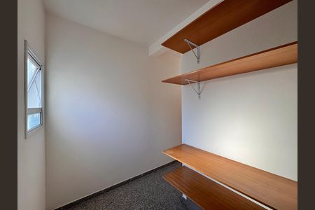 Casa de condomínio para alugar com 1030m², 5 quartos e 8 vagas Casa de condomínio para alugar com 1030m², 5 quartos e 8 vagasCloset